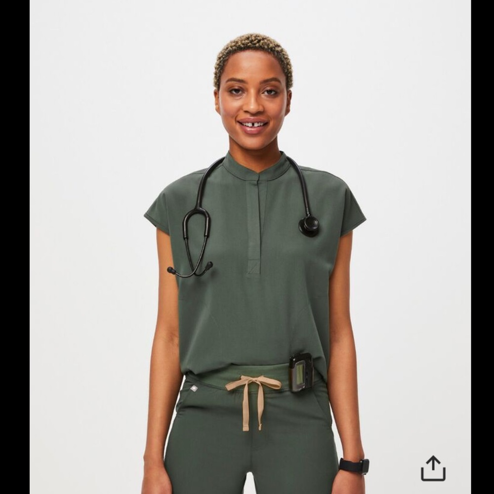 Figs Rafaela Oversized Scrub Top Moss